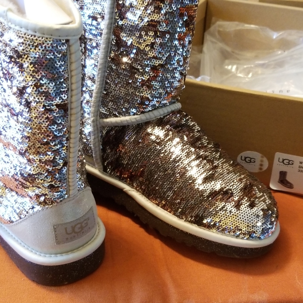 UGG BOOTS